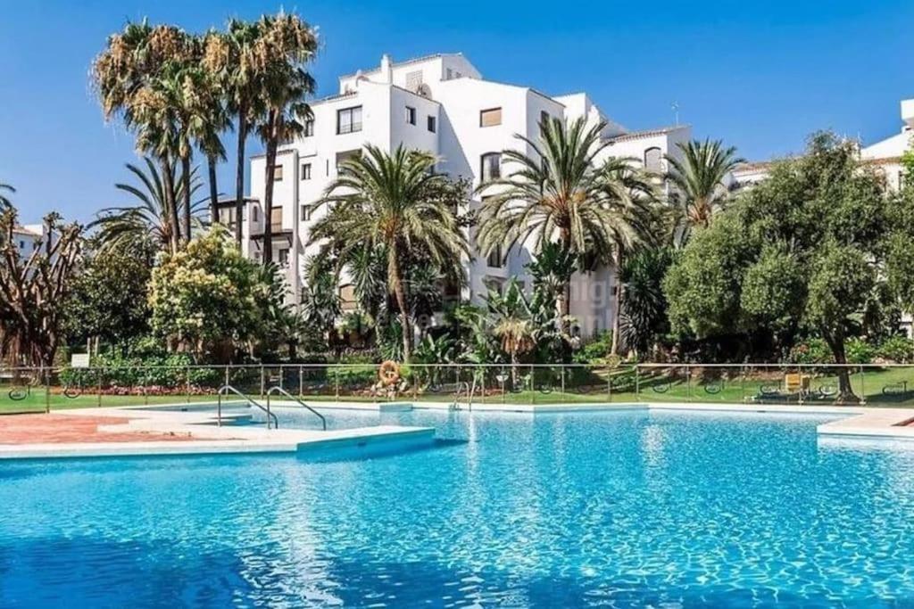 Caprichoso Apartamento En El Corazon De Puerto Banus 马尔韦利亚 外观 照片